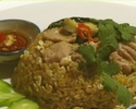 タイ料理：カオパッドゲーンキョウワーン